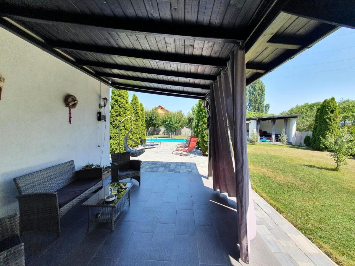 Greenwood Residence Ghiroda Exterior foto